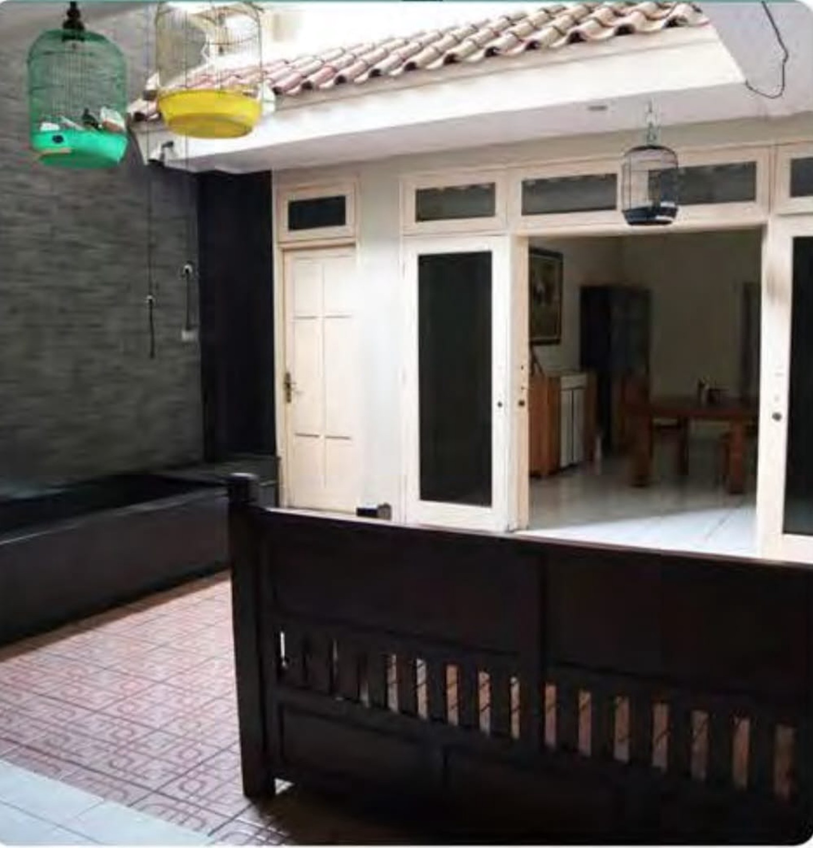 Dijual Rumah Area Bintaro Komplek Perdagangan Jakarta Selatan, Rapih Terawat 