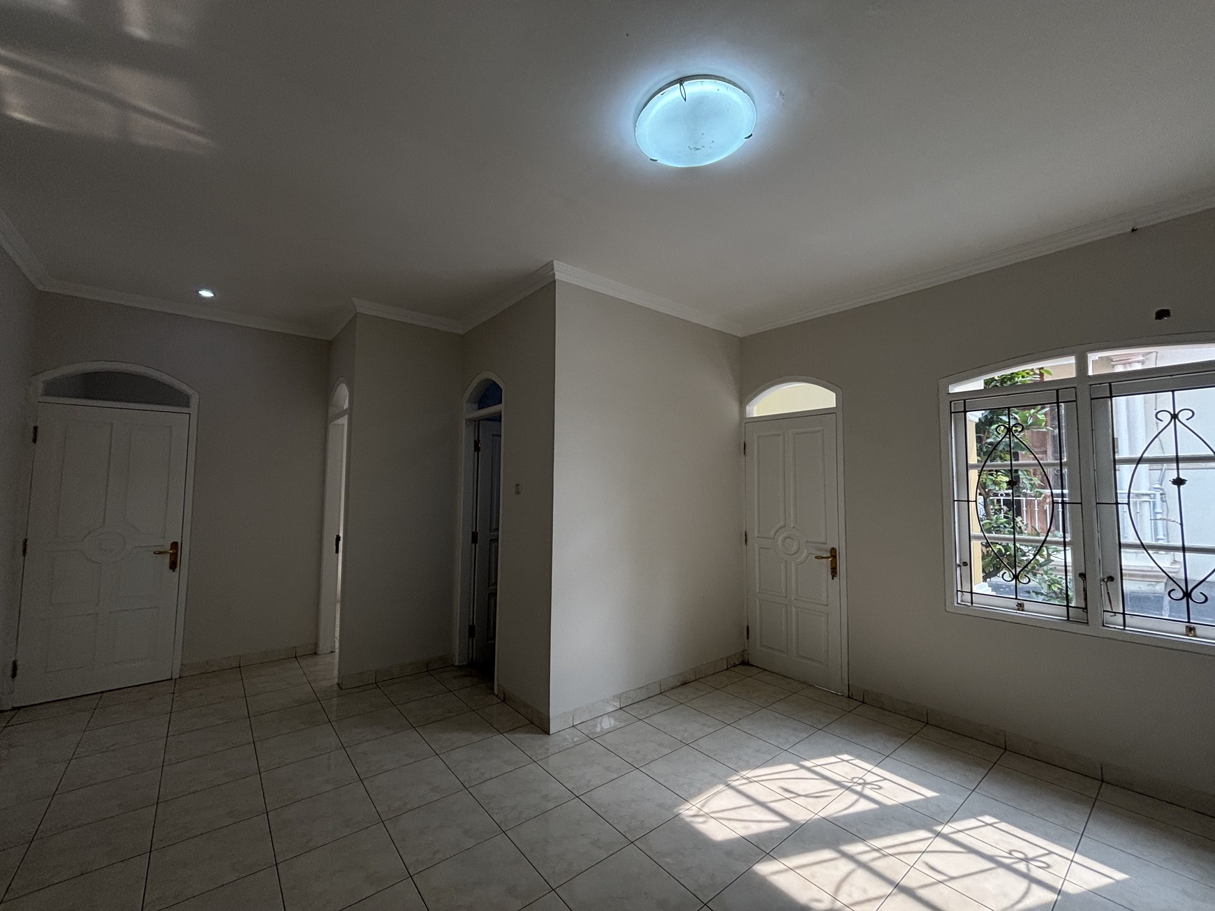 Best Deal Rumah  Siap Huni Full Renovasi di Kota Wisata Cibubur