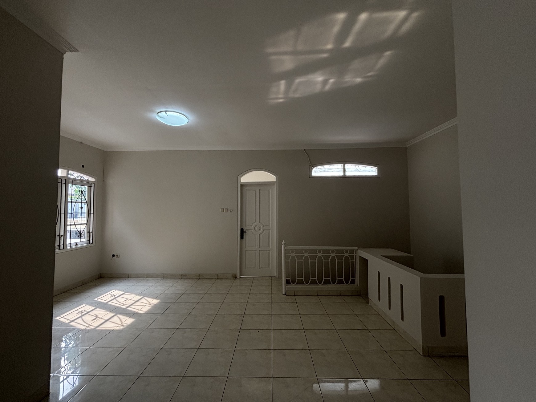 Best Deal Rumah  Siap Huni Full Renovasi di Kota Wisata Cibubur