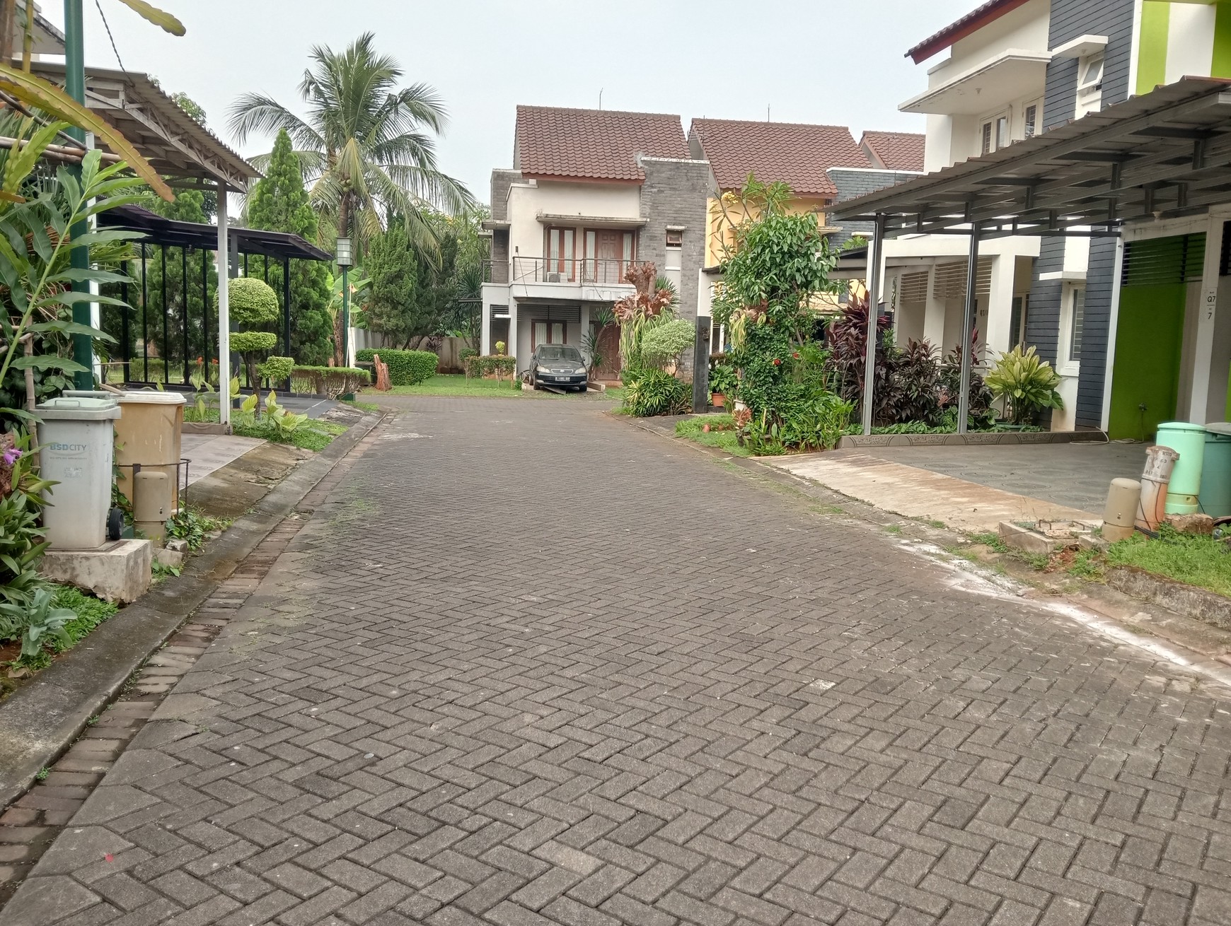 Raffles Hills, Siap Huni, Bebas Banjir, Strategis, Bisa KPR