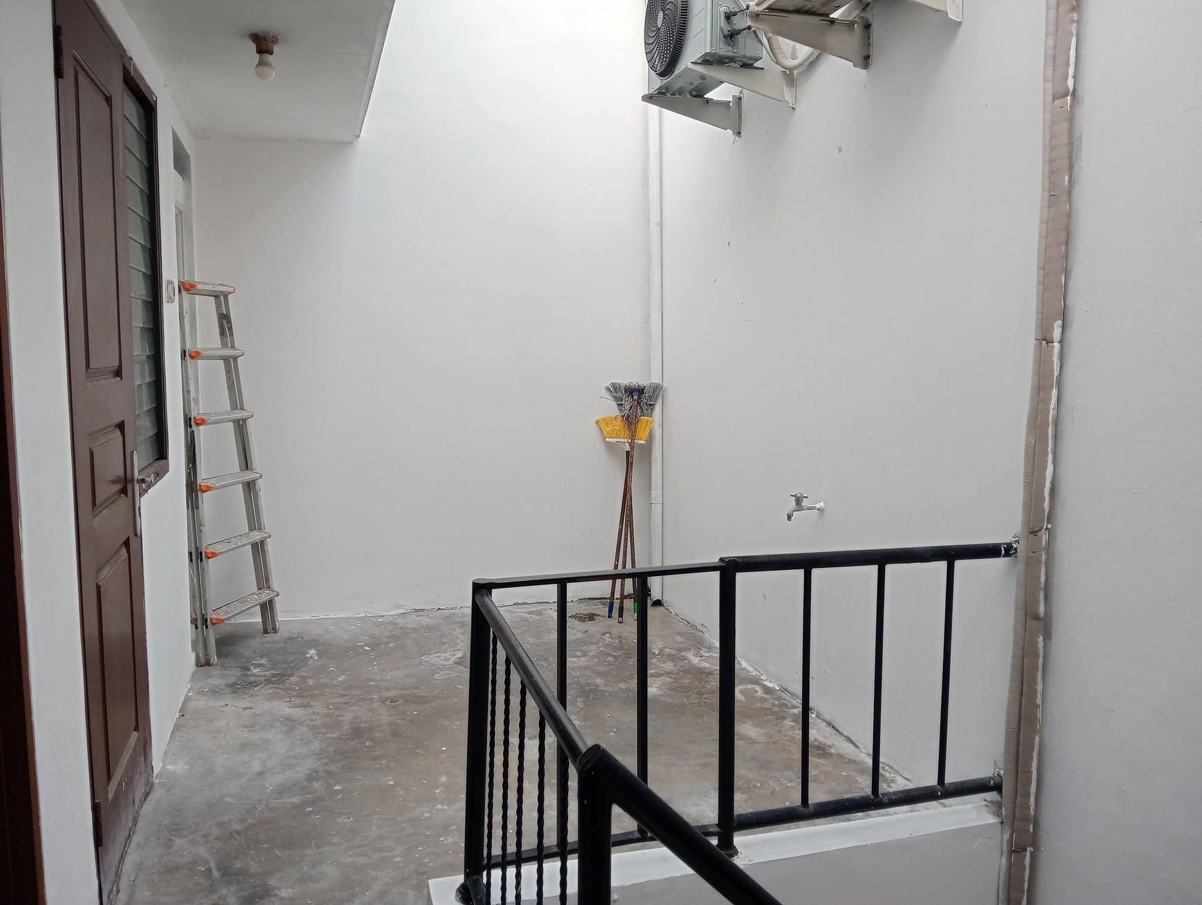 Raffles Hills, Siap Huni, Bebas Banjir, Strategis, Bisa KPR