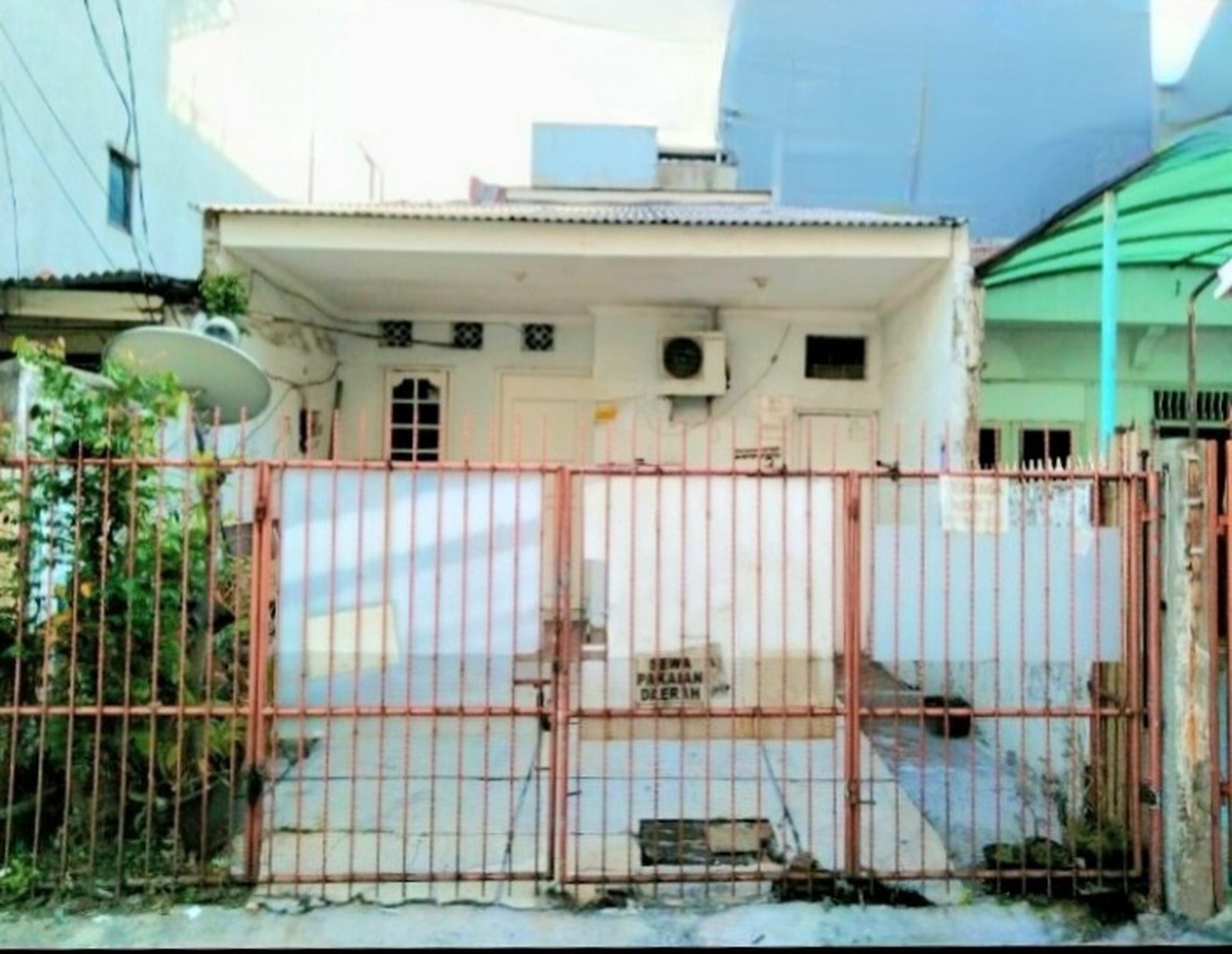 Rumah mungil harga bersahabat di Kelapa Molek, Kelapa Gading Summarecon