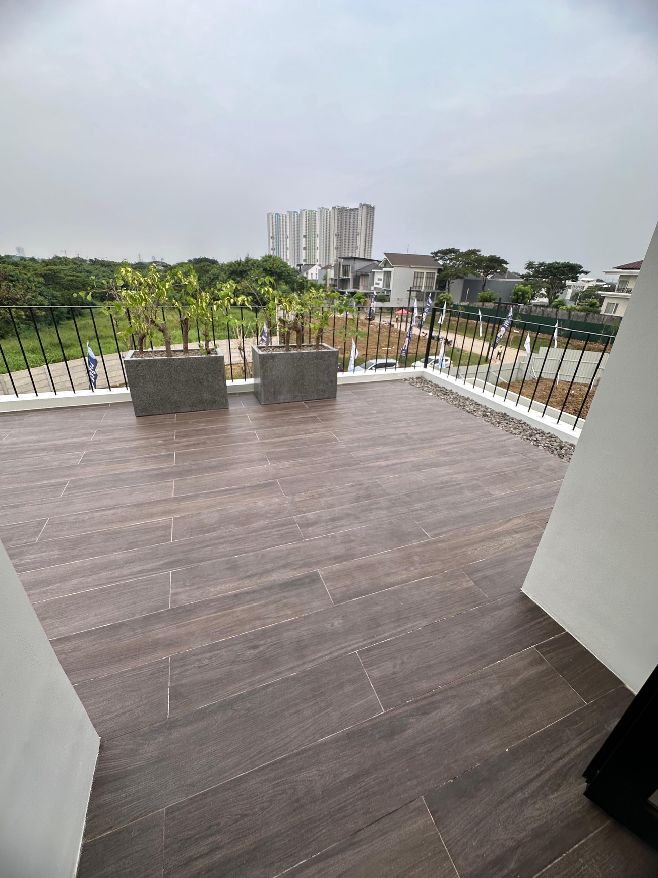 Rumah Baru Dian Istana Residence The Sonoma Wiyung Surabaya Barat Dekat Graha Family, Pakuwon Mall