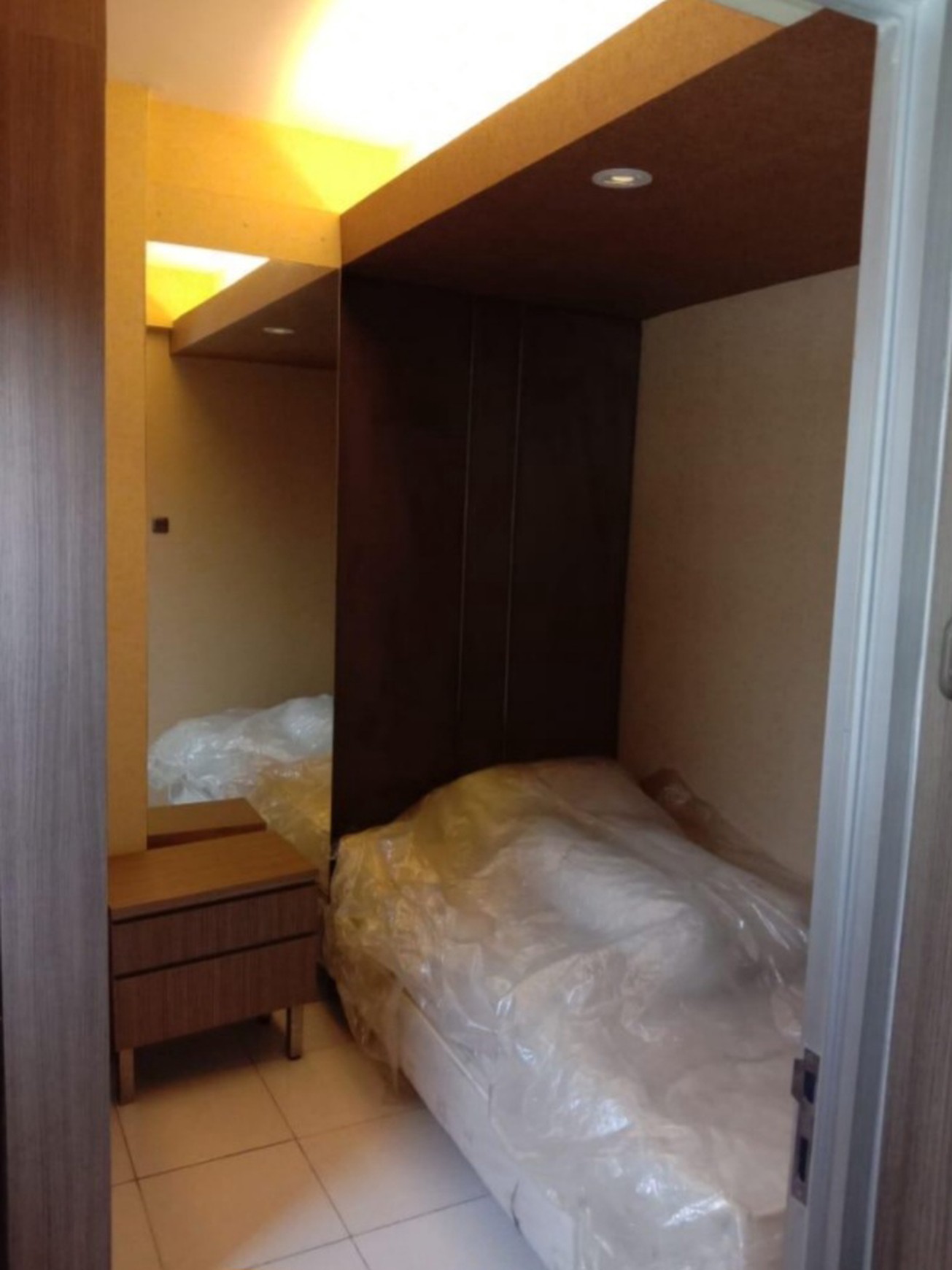 Murah Dijual Apartemen Puncak Permai 3 Bedroom Bonus Full Furnished New Baru Modern - Lantai 12 - Tower A Dekat Pakuwon Mall, Hr. Muhammad, Tol Satelit