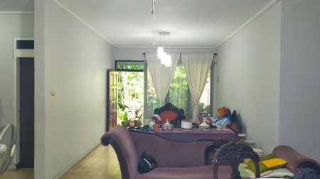 Rumah Klasik Hitung Tanah 279m2 Dalam Komplek Area Mampang Prapatan
