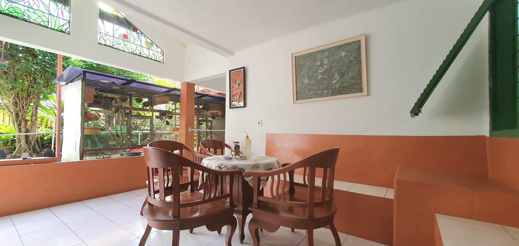 Rumah rapih terawat di Jl Ros Merah, Cipinang Muara, Luas 10x16 m2