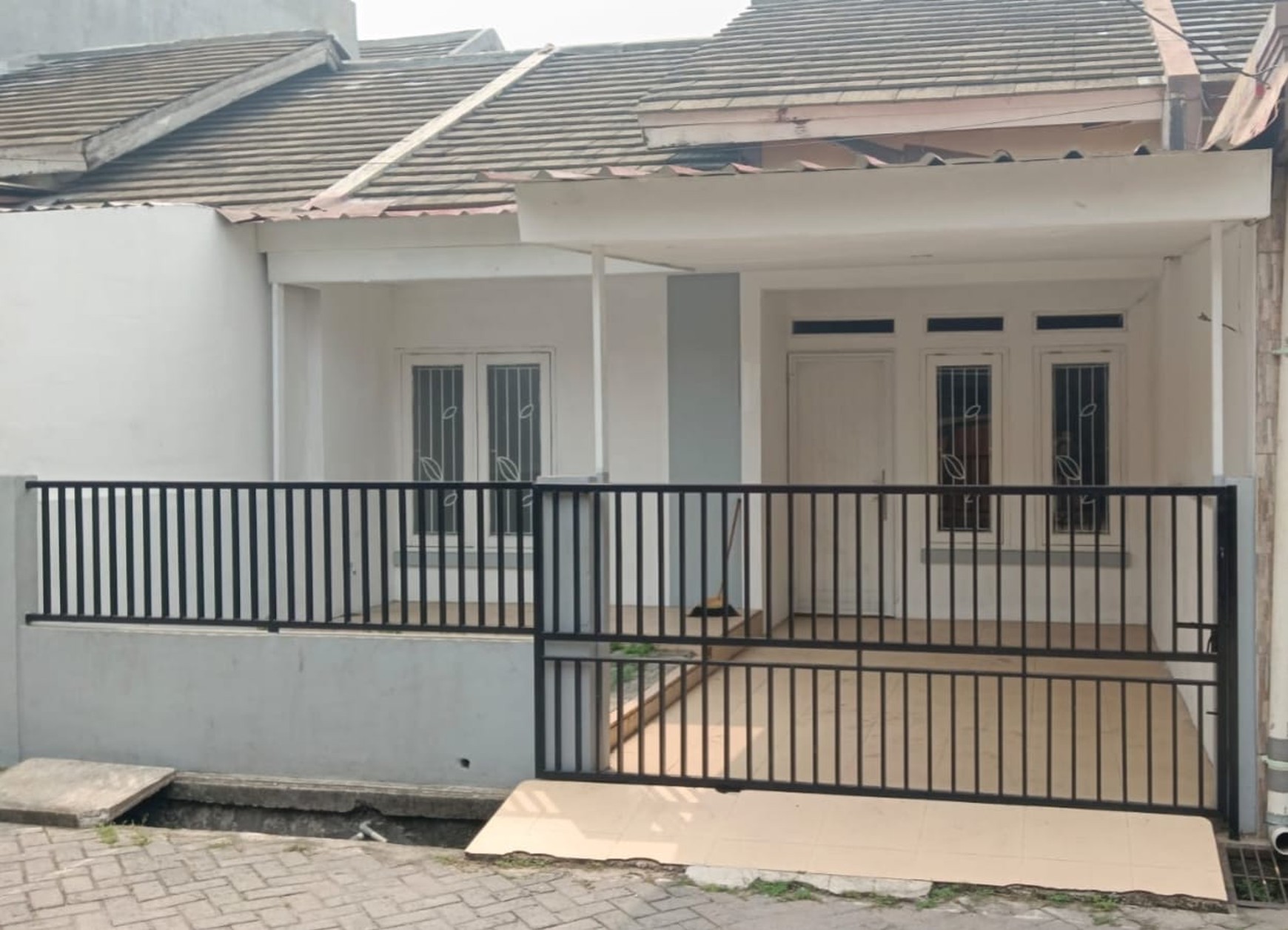 Rumah Minimalis Dalam Cluster Di Poris Tangerang