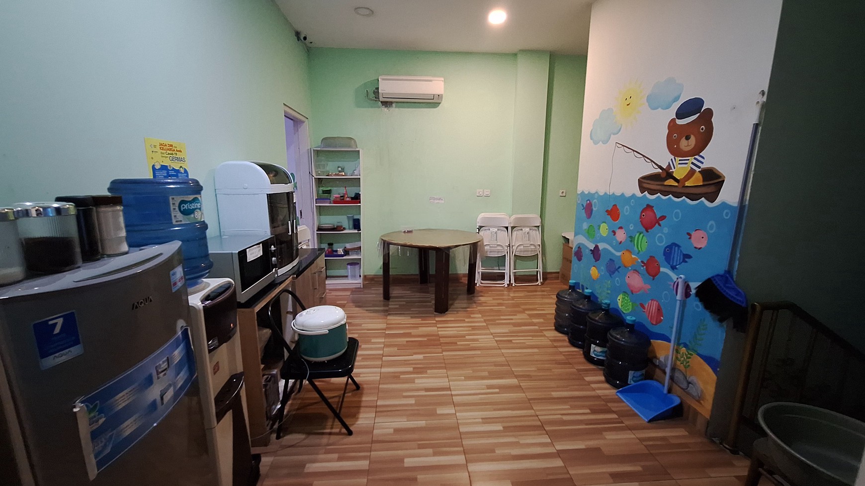 Gedung 3,5 Lantai Disewakan di Gandaria 1