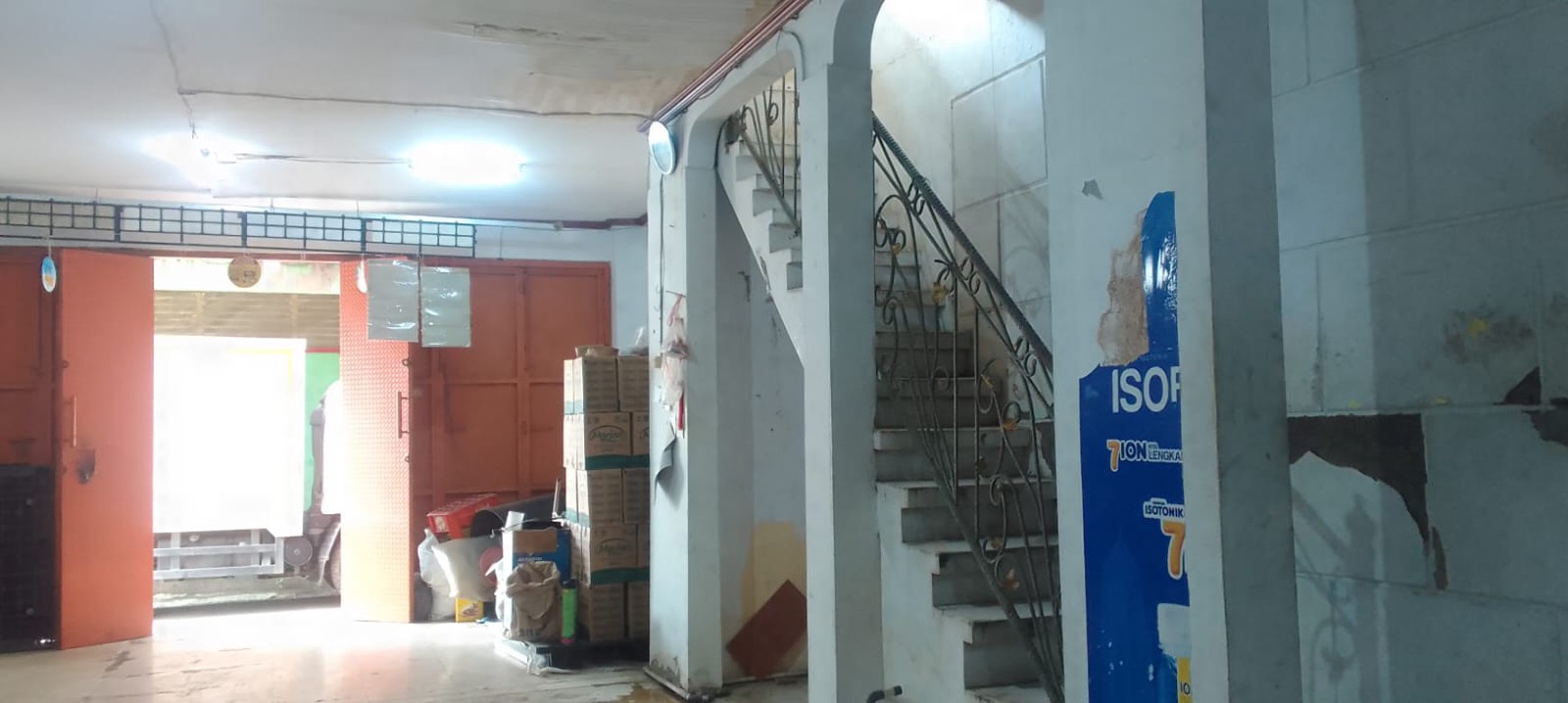 Rumah 2 Lantai Di Area Pasar Pedok, Menteng Dalam Tebet, Cocok dijadikan Toko Sembako/ Kos2an