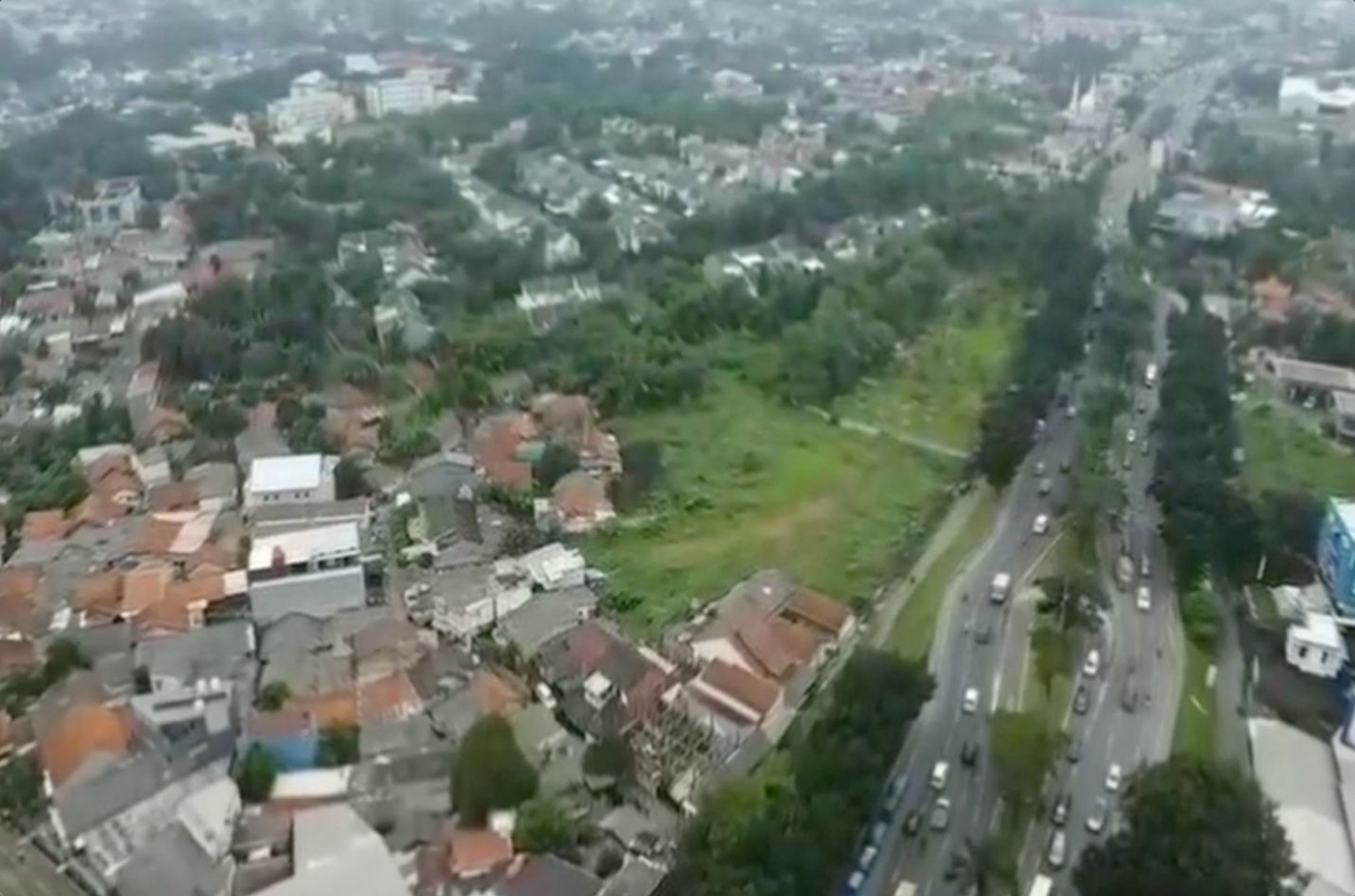 Kavling/ Tanah Luas 6400 m2 di Jalan Raya Rawabuntu Serpong
