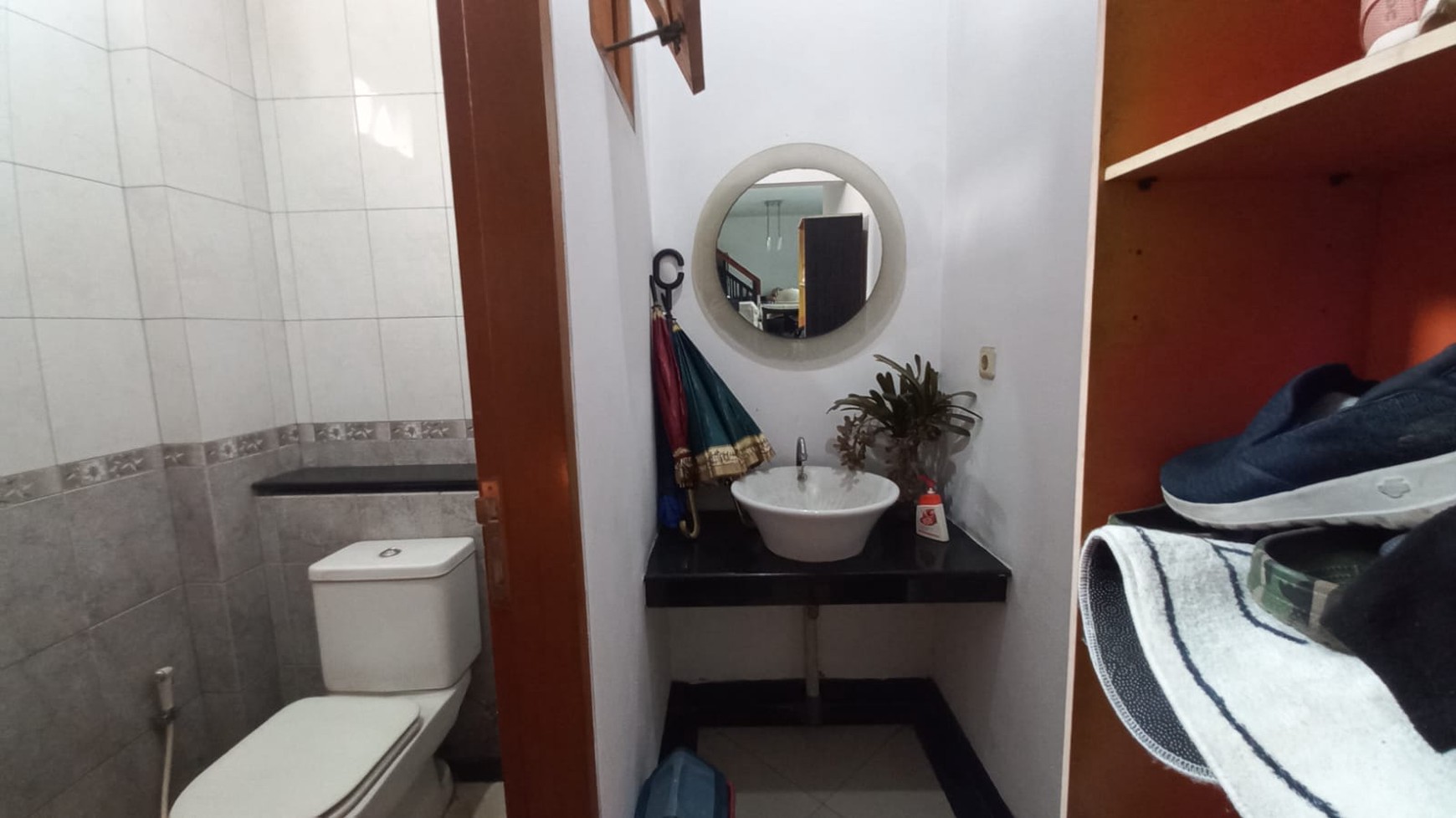 Rumah 2 Lantai Akses Jalan Luas 2 Mobil di Menteng Dalam Tebet