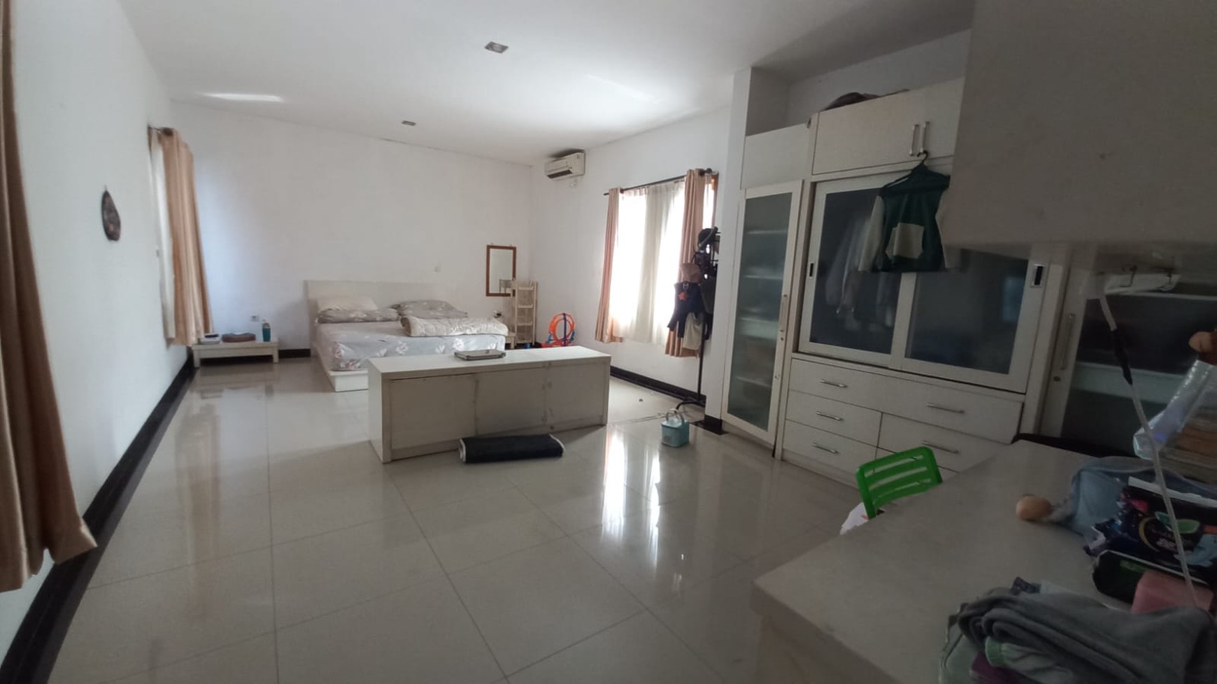 Rumah 2 Lantai Akses Jalan Luas 2 Mobil di Menteng Dalam Tebet