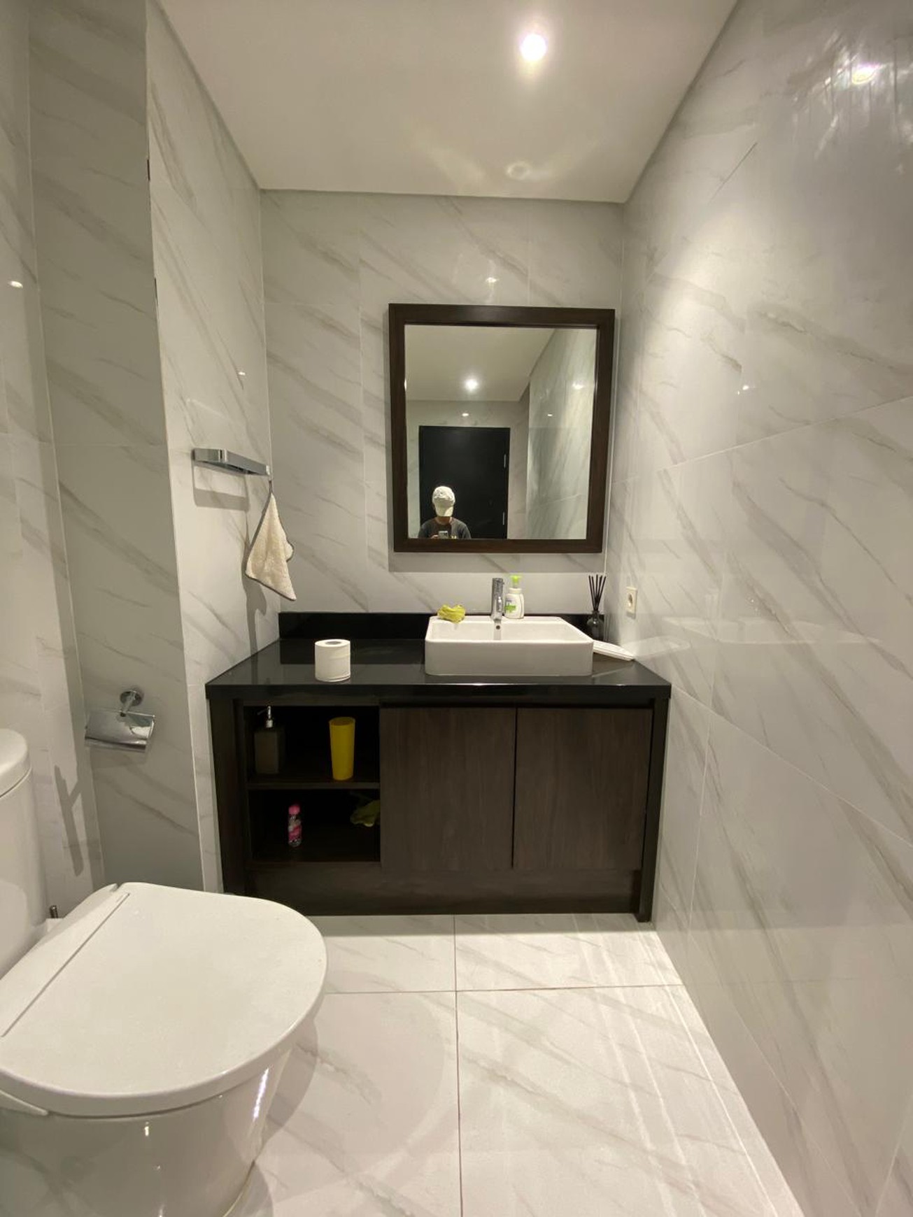 APT FULL FURNISHED KULKAS, MESIN CUCI, DLL