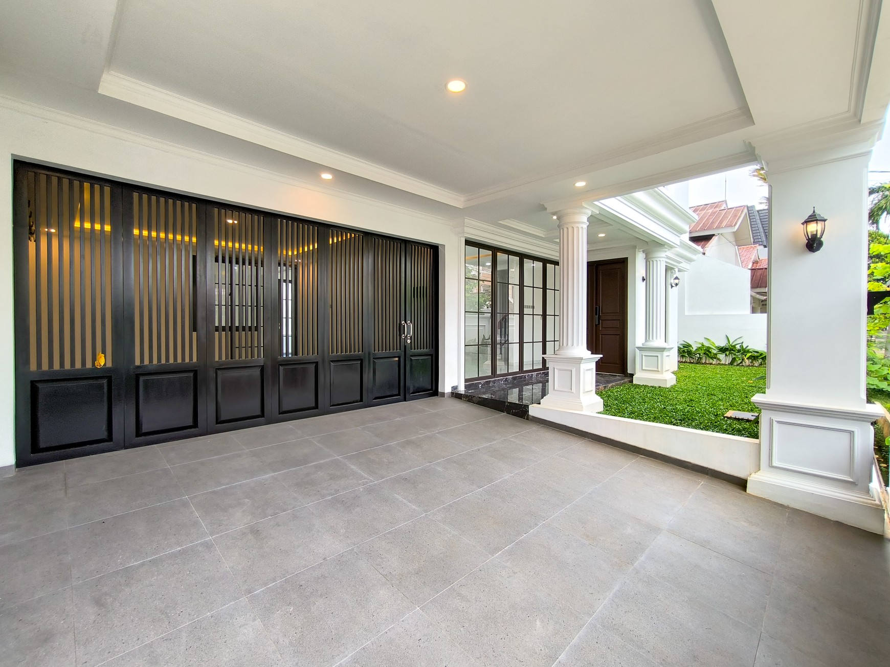 Rumah American Classic, Pool, Siap Huni dan Asri di Bintaro Jaya Sektor 9
