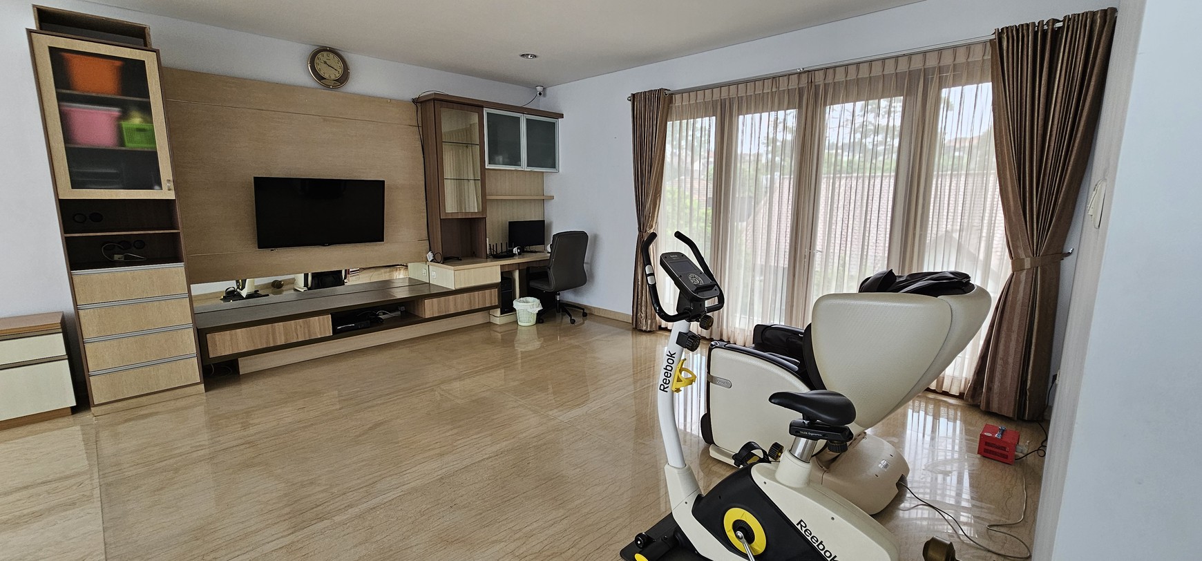 Dijual Rumah Lux di Bandung Utara Siap Huni, Setrasari Raya