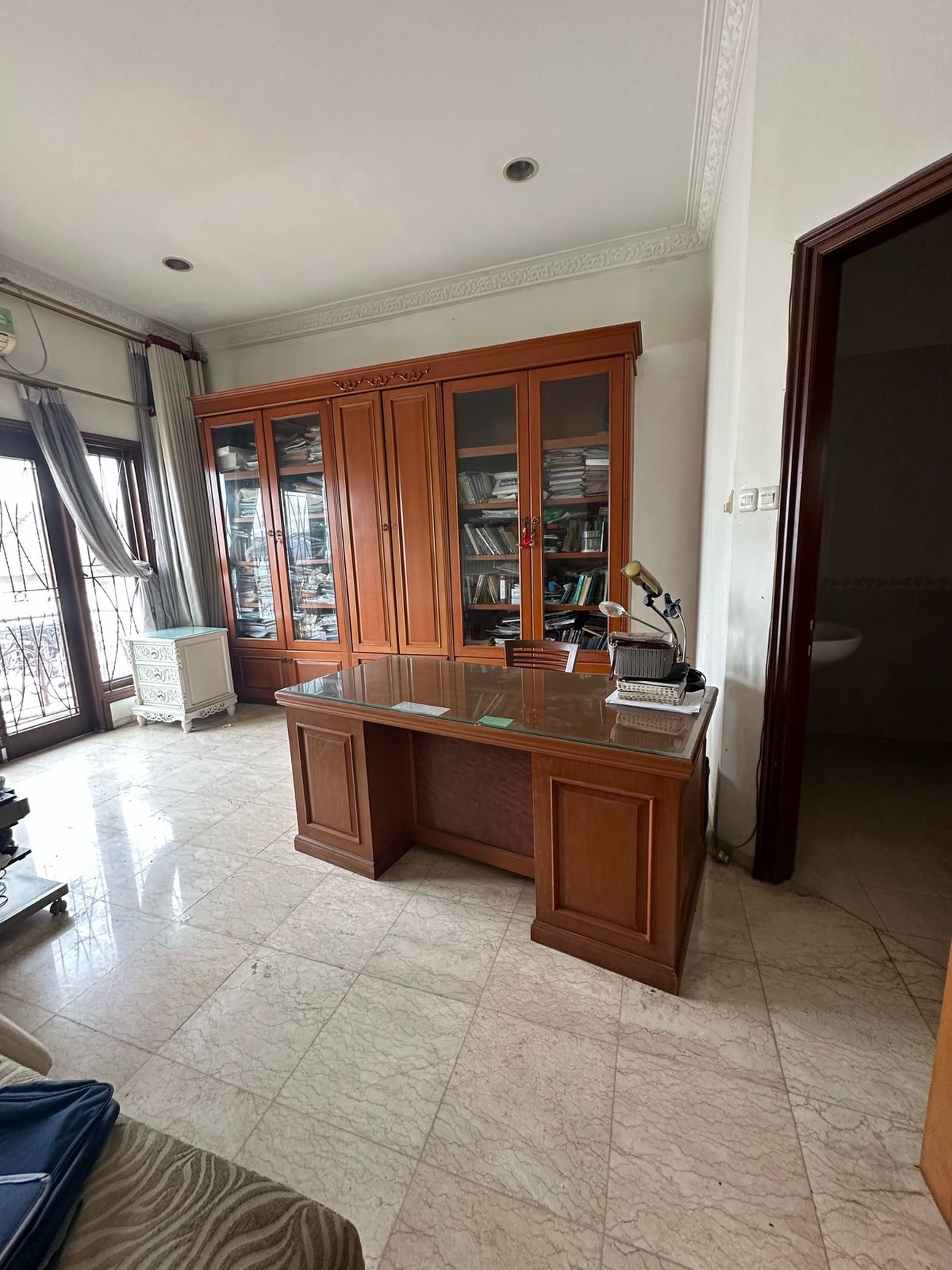 Rumah bagus, Bangunan, Siap huni terawat di Bintaro- Kesehatan