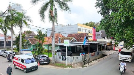 Tanah Bonus Bangunan strategis dijalan Tulang Bawang hook di jalan Singosari Enggal Tanjung Karang Pusat, Bandar Lampung (Lampung)
