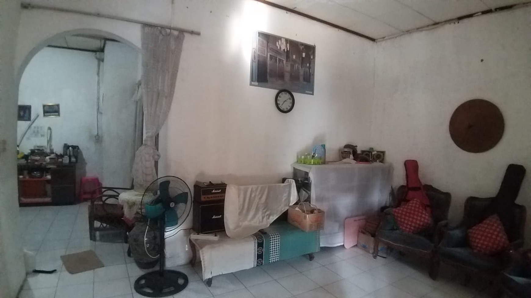 Rumah Lama 2 Lantai Lokasi Strategis di Pasar Minggu