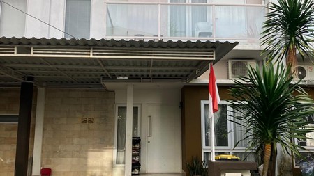 Rumah Minimalis, 2 Lantai Siap huni dalam Cluster keamanan 24 Jam di Cireunde