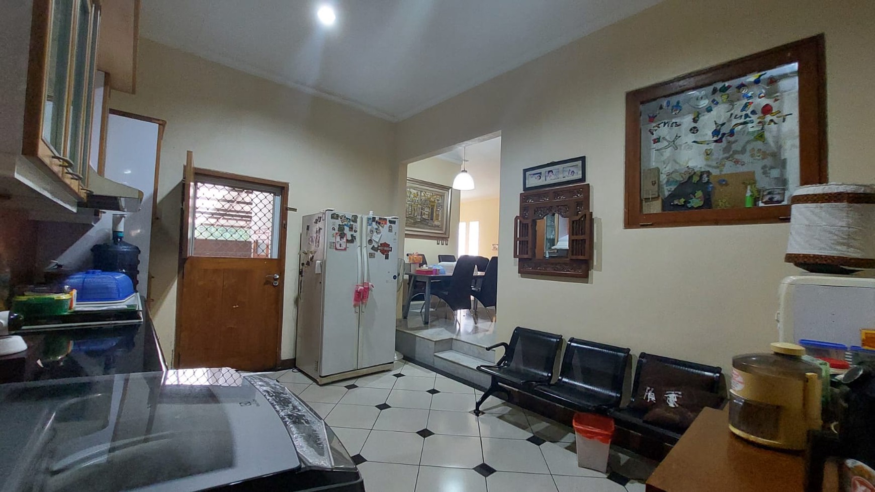 Rumah 2 Lantai, Bagus, Lokasi strategis dalam Sektor Bintaro Jaya