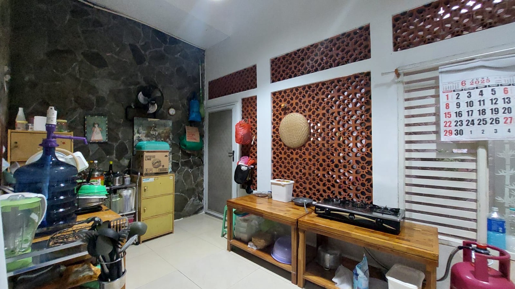 Rumah 2 Lantai, Bagus, Lokasi strategis dalam Sektor Bintaro Jaya