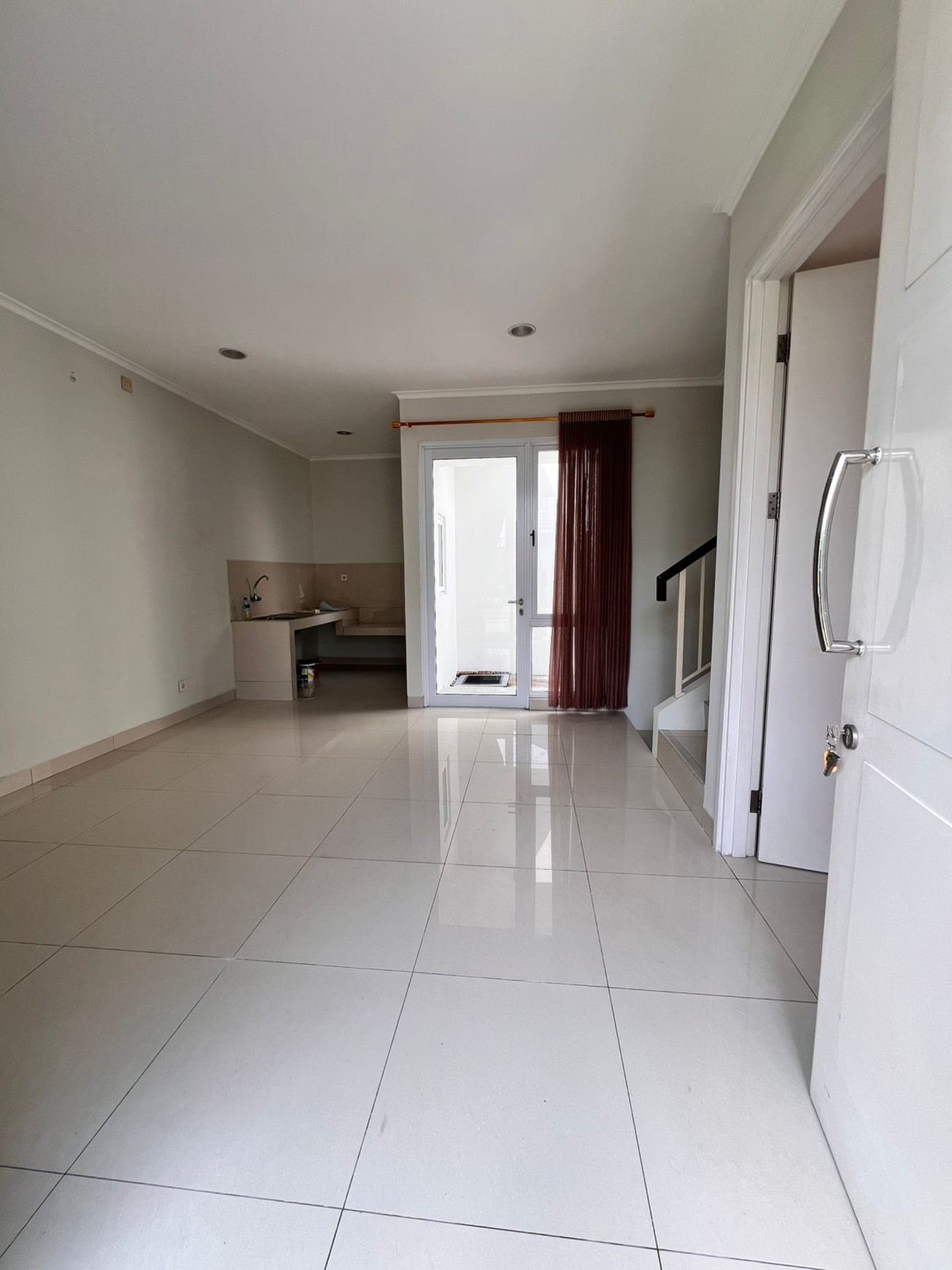 RUMAH RAPI SIAP HUNI DI VIVACIA @EMINENT - BSD