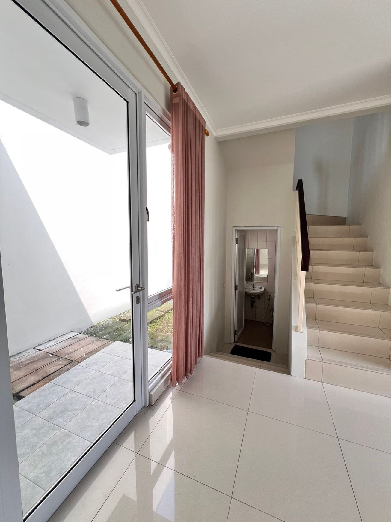 RUMAH RAPI SIAP HUNI DI VIVACIA @EMINENT - BSD