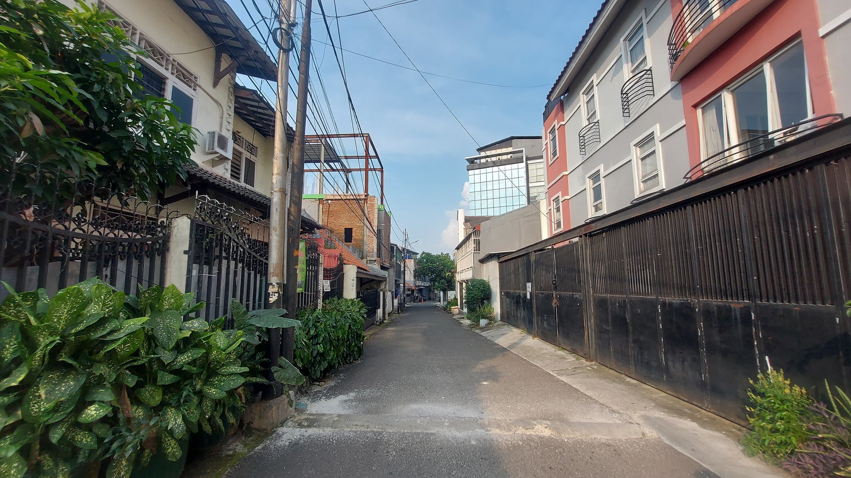 Rumah Kost Strategis di Menteng Dalam Tebet Dekat Jalan Raya Soepomo