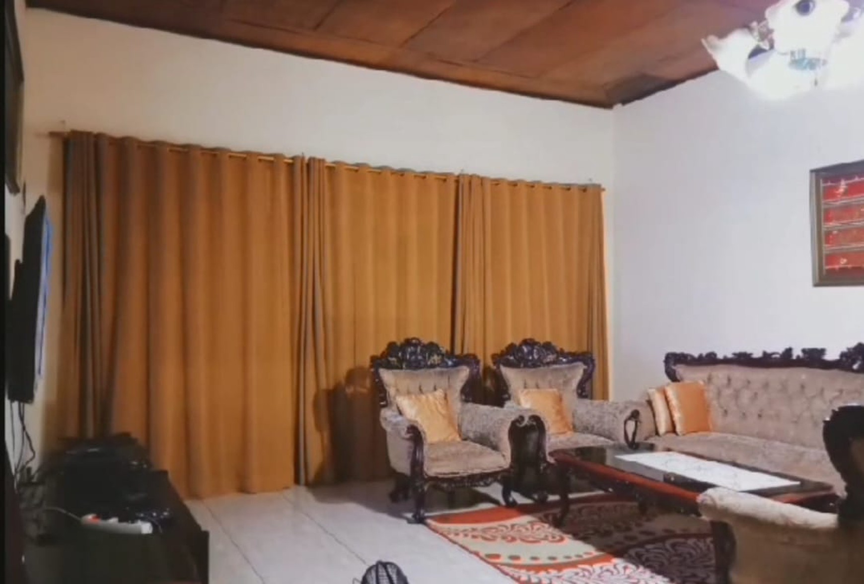 Dijual Rumah hook di Taman Asri Ciledug