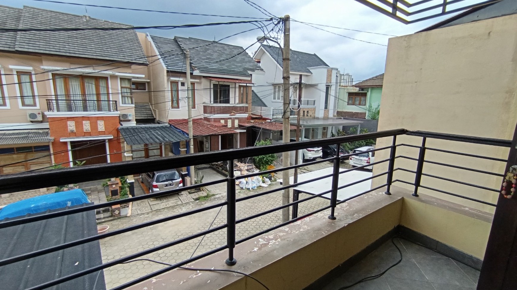 Dijual Rumah 2 Lantai Lokasi Strategis di Gandul, Depok