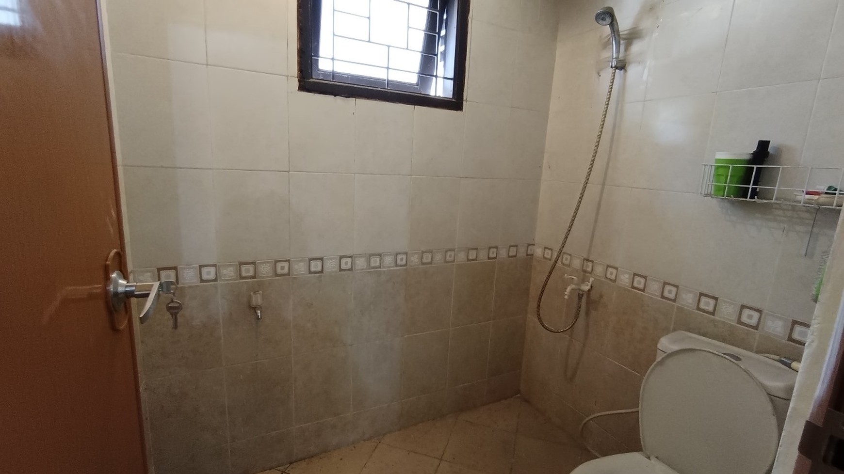 Dijual Rumah 2 Lantai Lokasi Strategis di Gandul, Depok