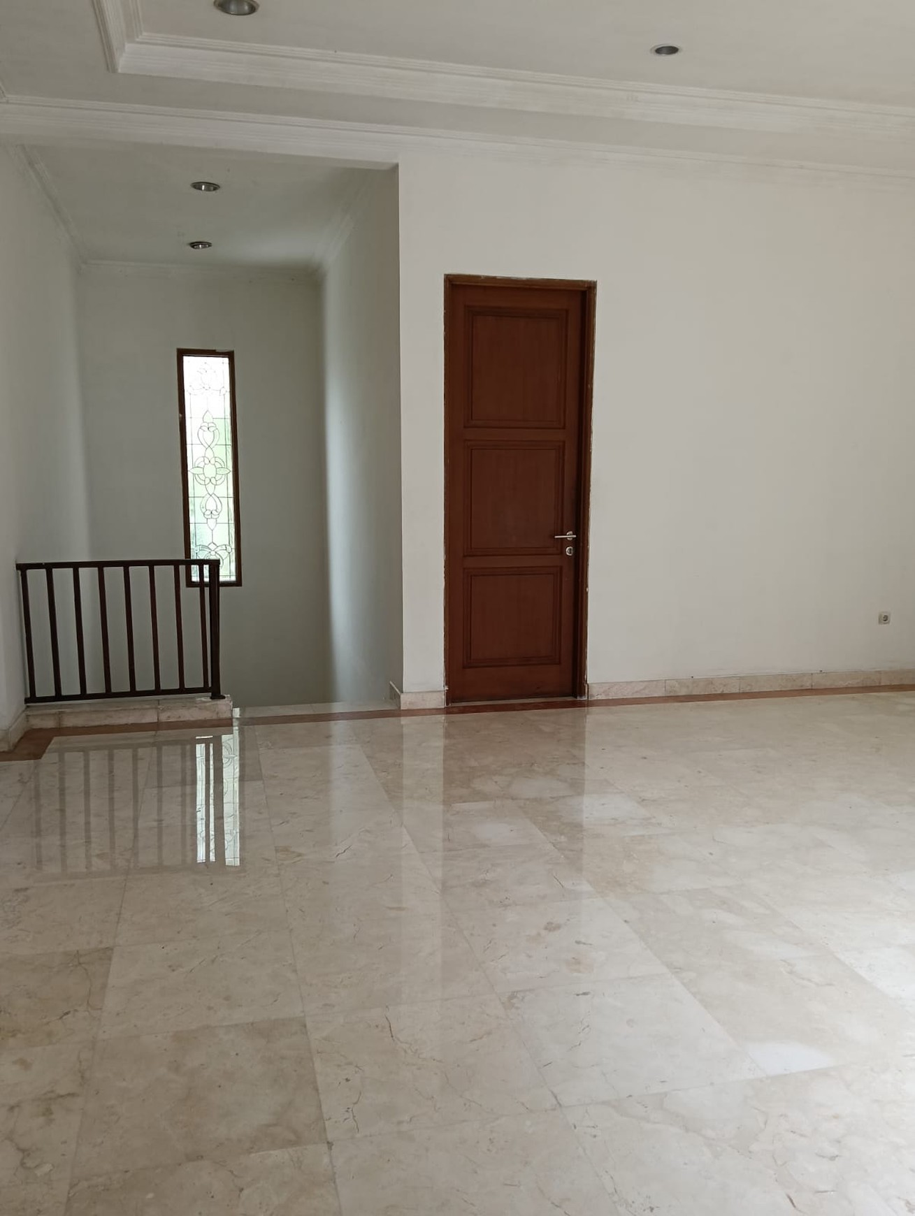 Rumah disewa kan sangat cocok untuk rumah tinggal maupun kantor.