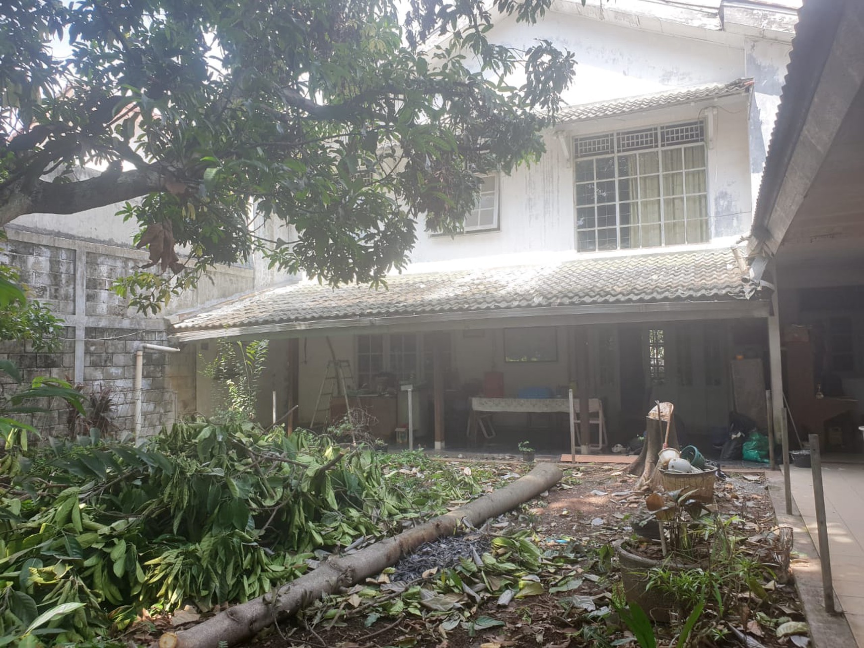 Rumah Hitung Tanah Bintaro Jaya Sektor 9.