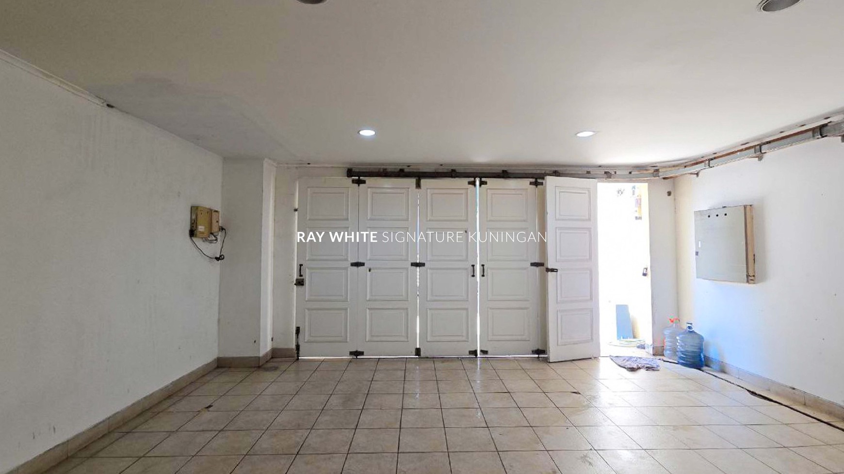 Dijual Rumah 4 Lantai Siap Huni