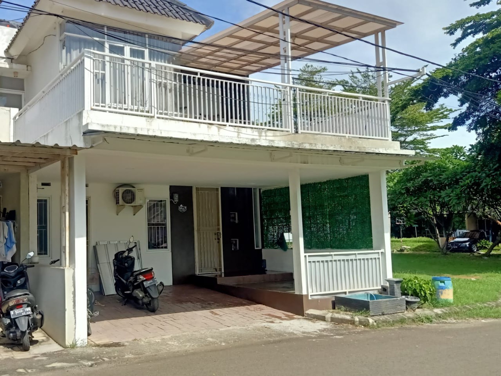 Dijual Rumah Asri CRV Residence dekat LRT Jatibening Baru