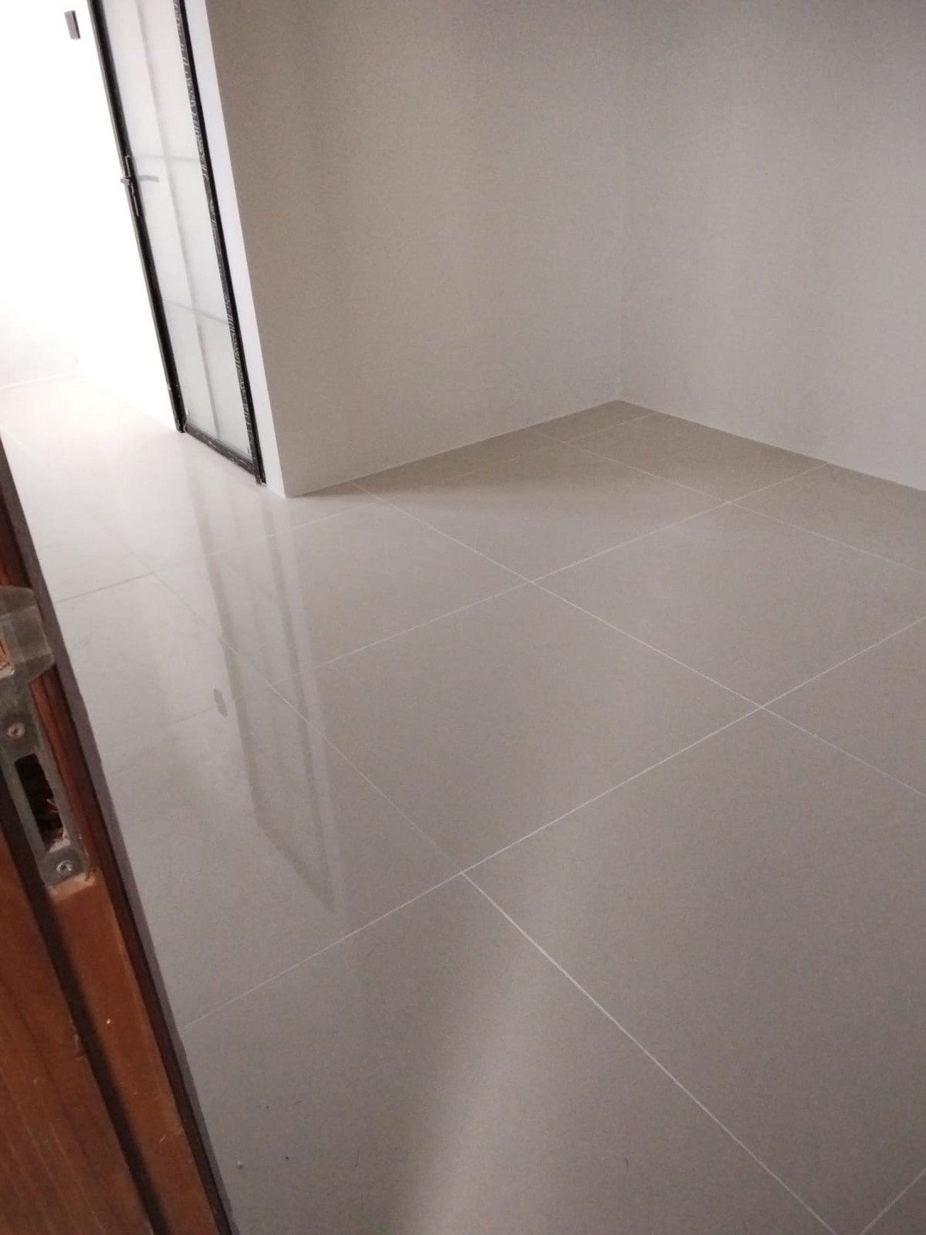 Murah 3 Milyaran Rumah Baru Grand Pakuwon Surabaya Bonus Private Pool / Kolam Renang Baru Modern Dekat Sampoerna Academy, Sgs, Food Junction, Tandes, Margomulyo, Akses Tol
