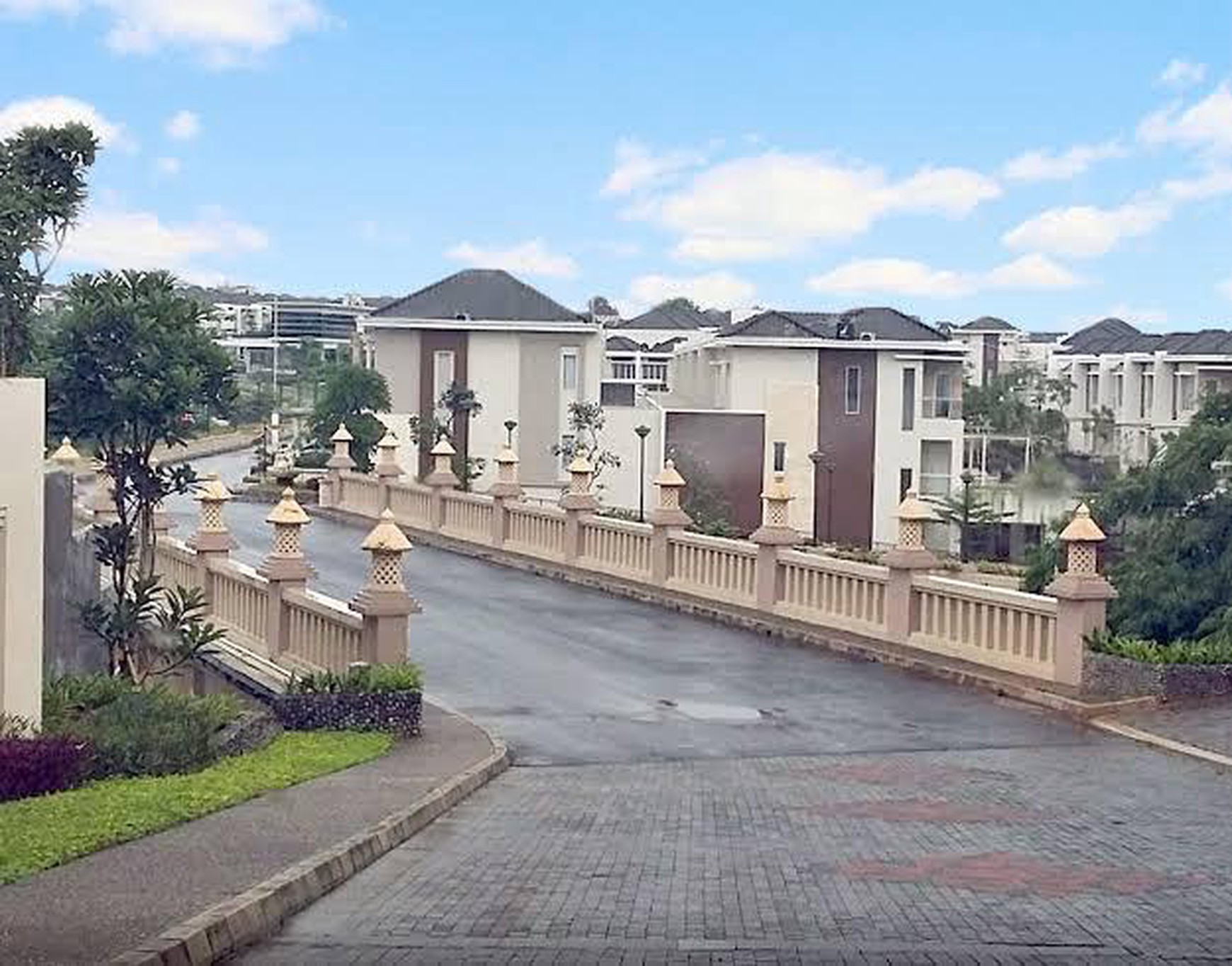 Disewa Rumah Cluster exclusive di Lebak bulus