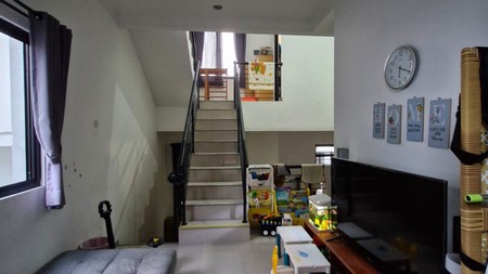 Rumah Minimalis Modern Dalam Cluster 2,5 Lantai Siap Huni Di Serpong
