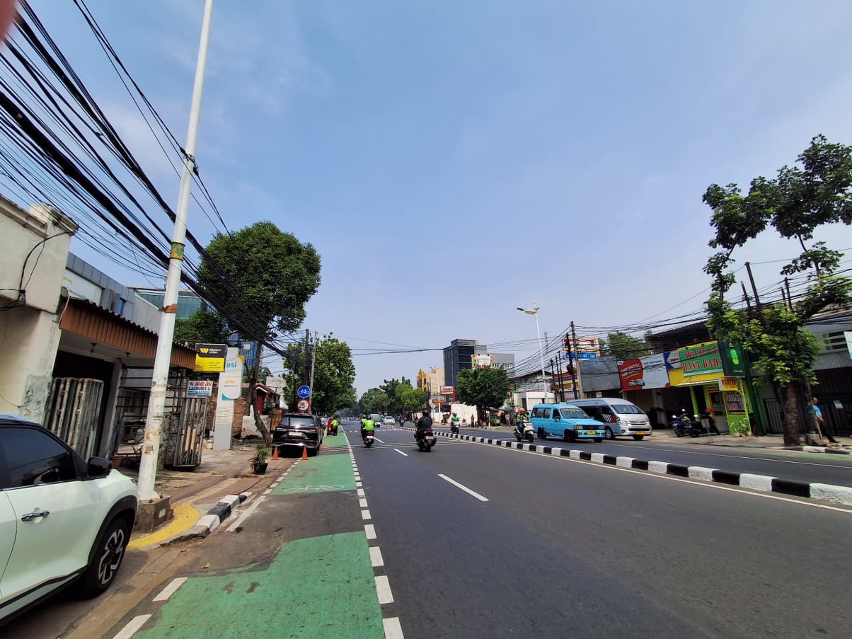 DIJUAL HOTEL HARGA DIBAWAH NJOP COCOK UNTUK "COMMERCIAL BUILDING"