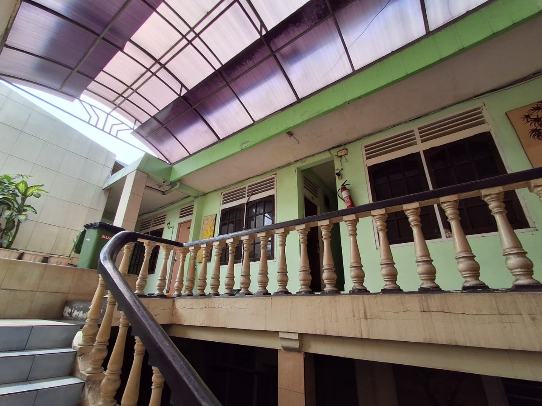 DIJUAL HOTEL HARGA DIBAWAH NJOP COCOK UNTUK "COMMERCIAL BUILDING"