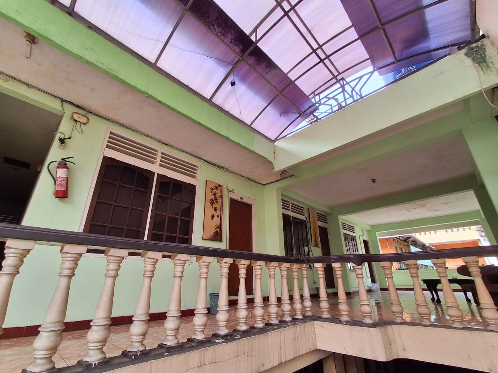 DIJUAL HOTEL HARGA DIBAWAH NJOP COCOK UNTUK "COMMERCIAL BUILDING"