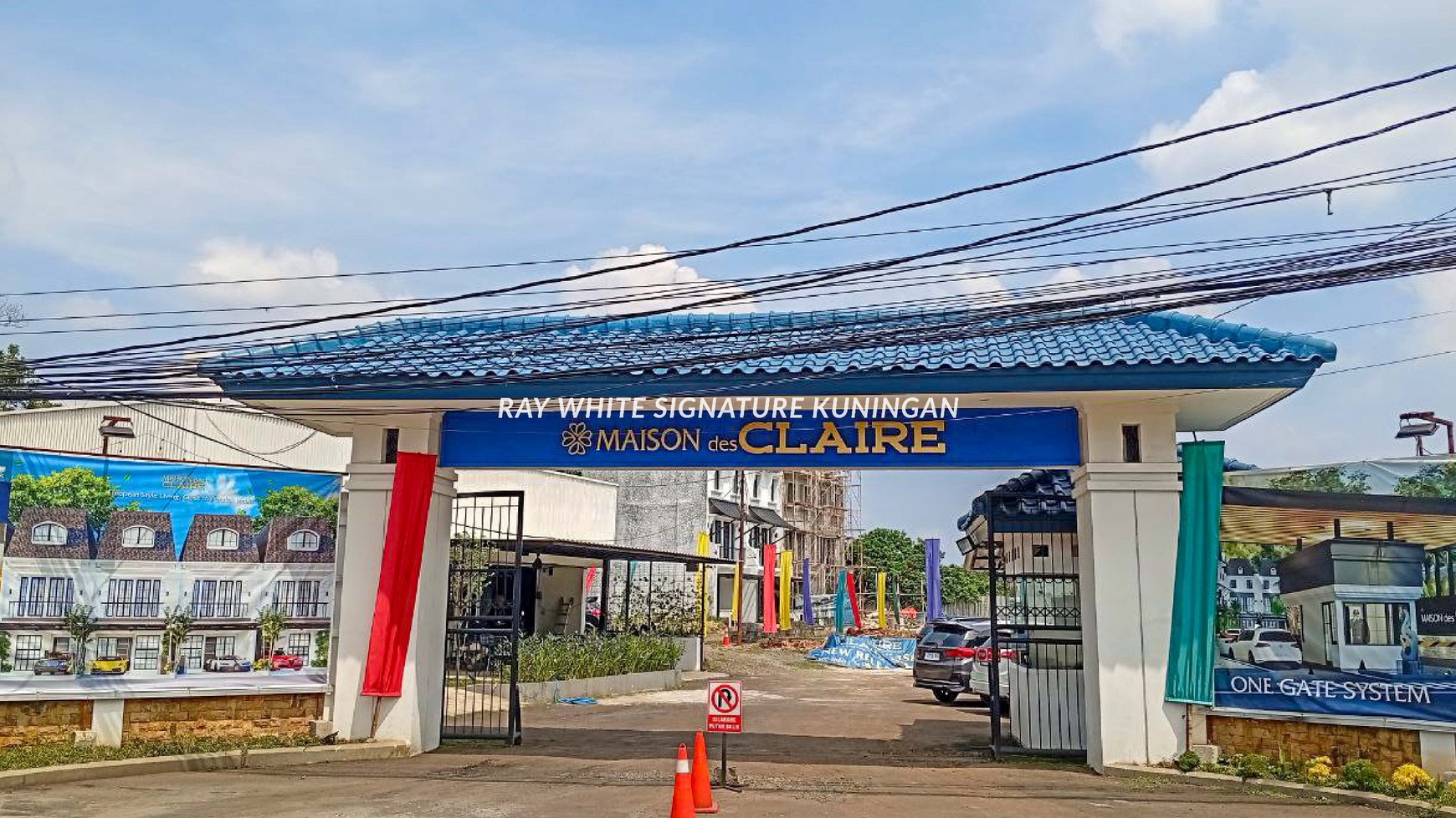 Rumah Brand New Nuansa Eropa di Maison Des Claire Townhouse