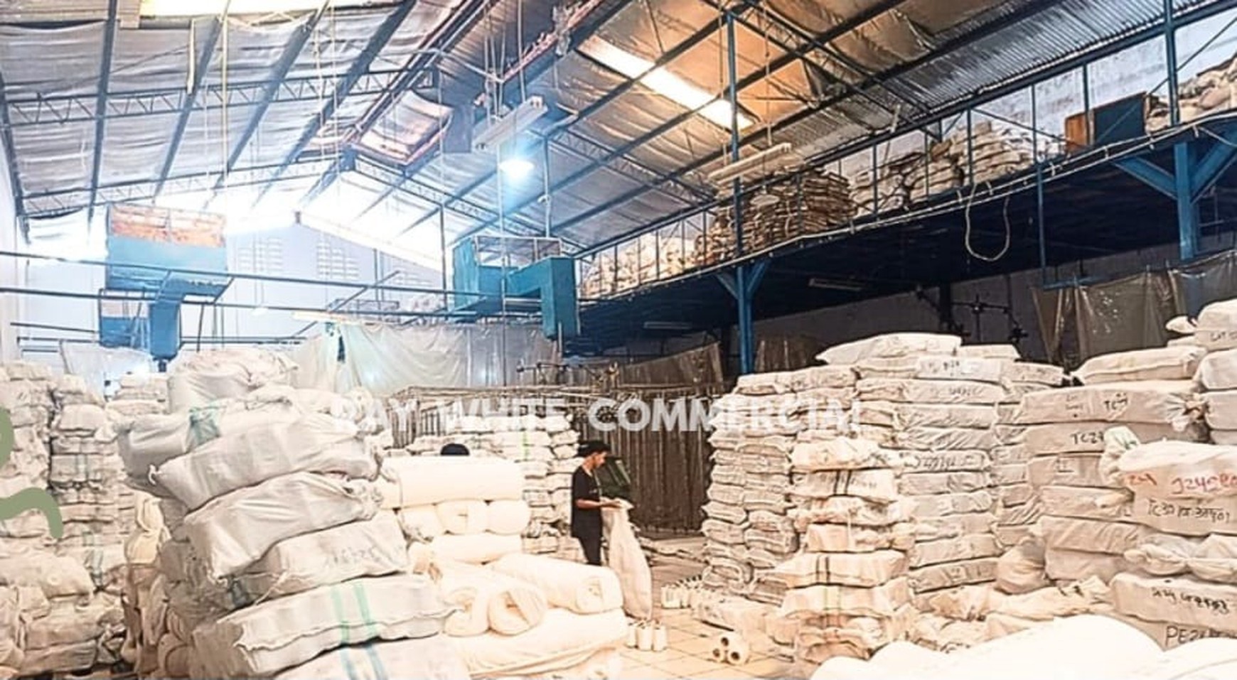 Gudang komersil siap pakai, strategis di Komplek Pergudangan Nusa Indah, Benda, Tangerang.