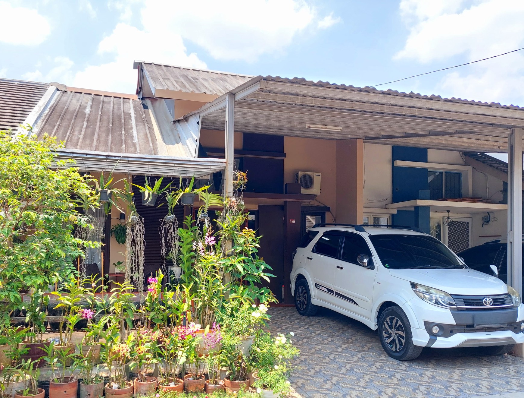 Flash Sale. Rumah bagus Serpong Garden Green Valley, Cisauk
