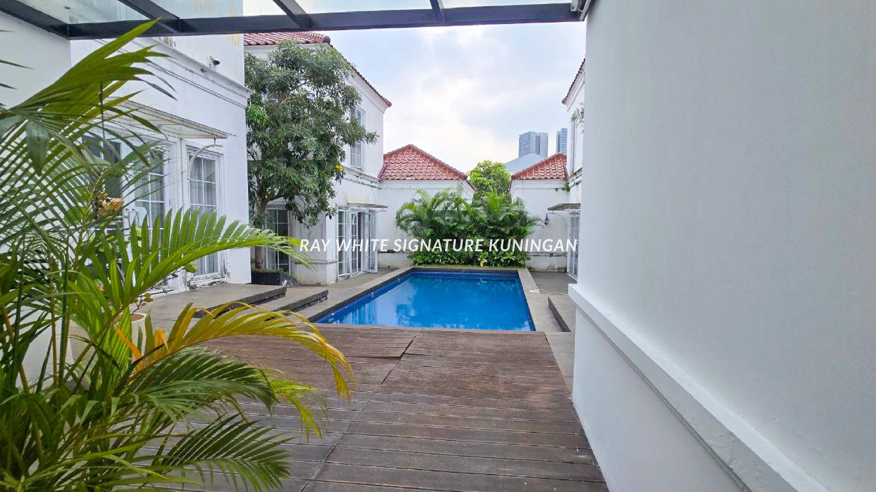 Townhouse 2 Lantai di Jalan Rimba Cipete Utara
