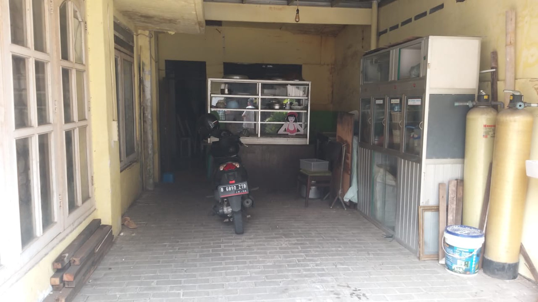 Rumah Hitung Tanah Area Cipete