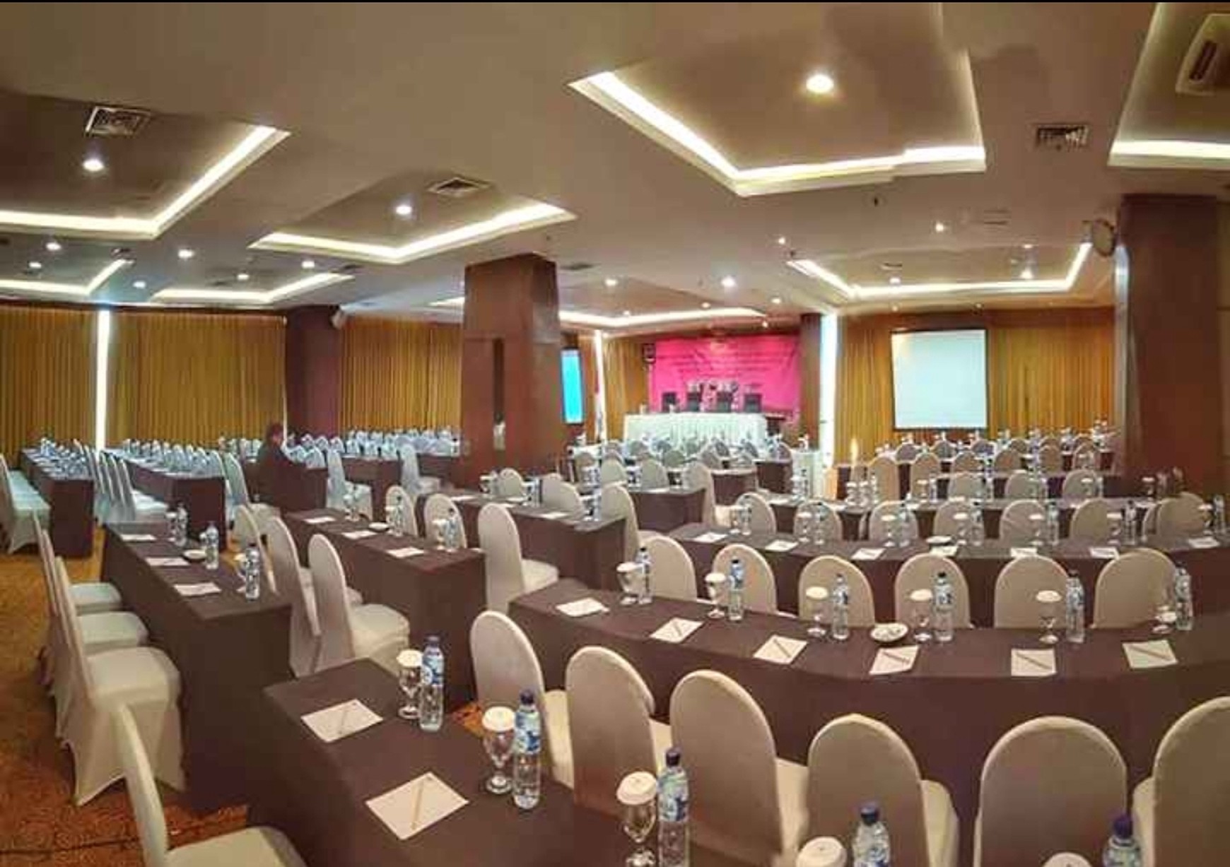 Dijual Hotel Bintang 4 Di Semarang