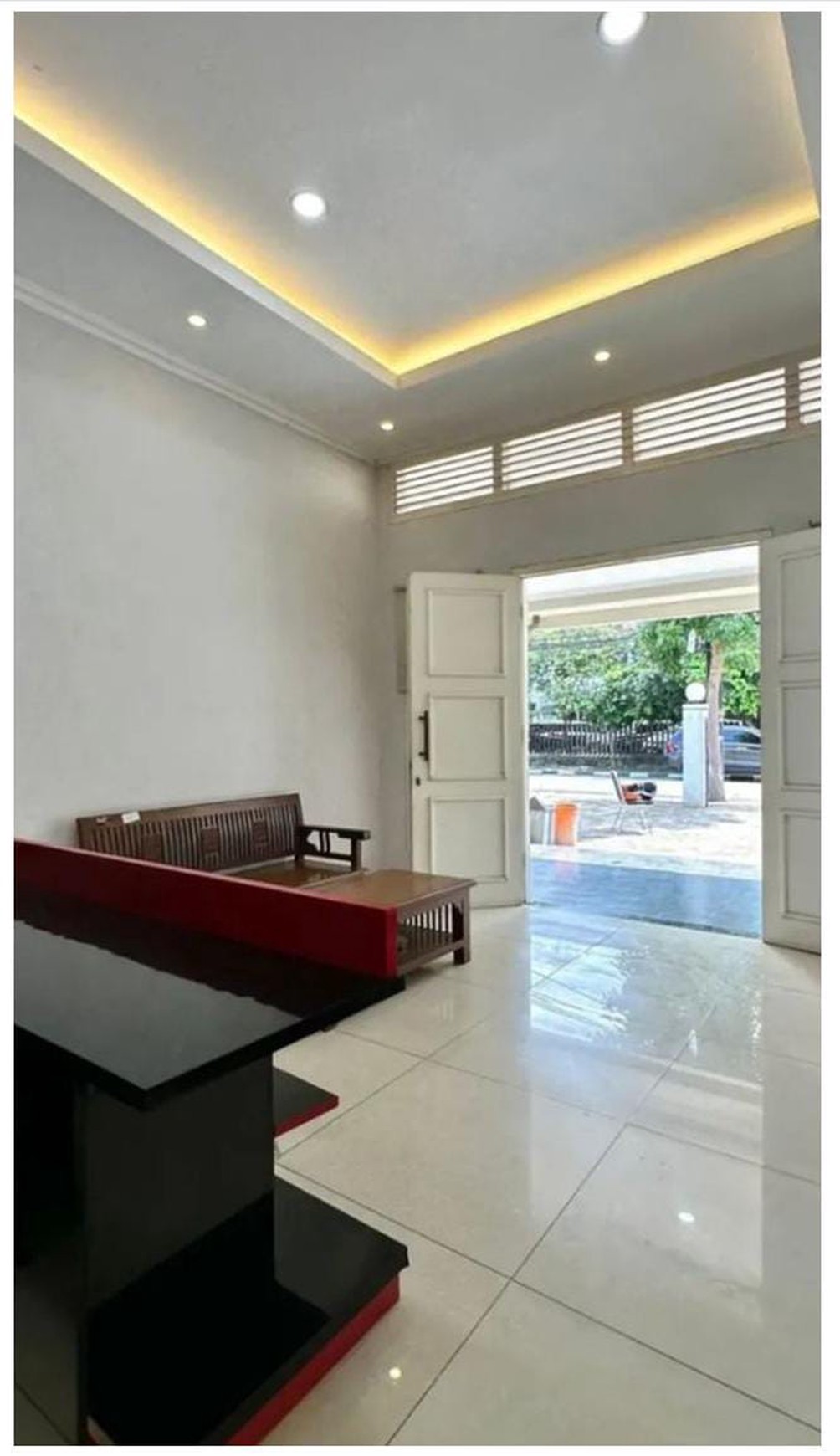FOR LEASE Komersial Area Cikini Menteng Jakarta Pusat