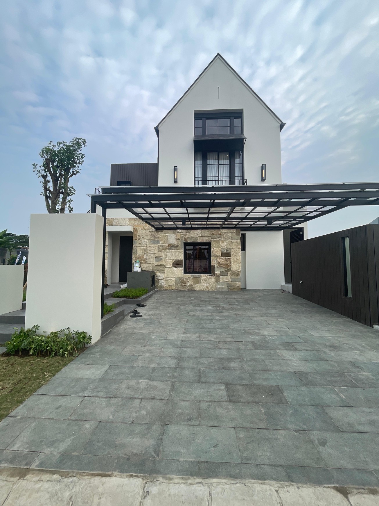 Dian istana dijual rumah mewah The sonoma
