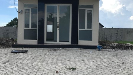 Ruha dijual murah di Menganti 